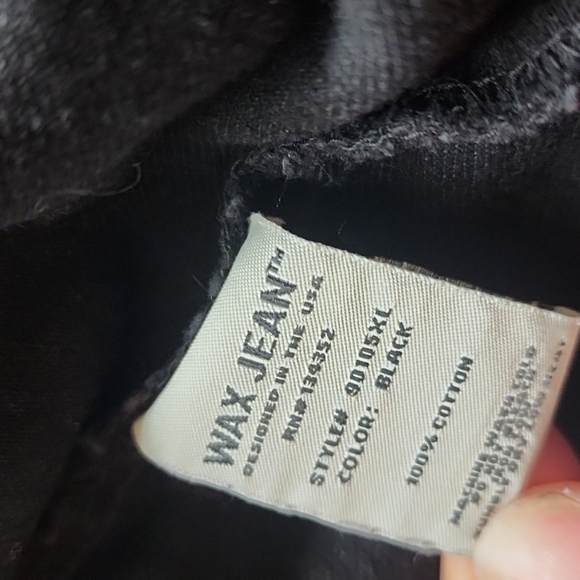 Frayed Jean Jacket - Picture 3 of 5